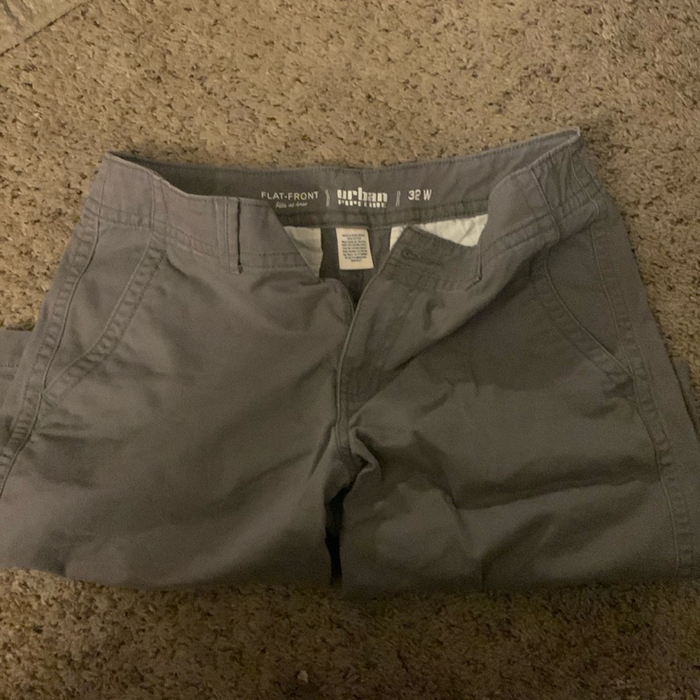 Men’s cargo shorts